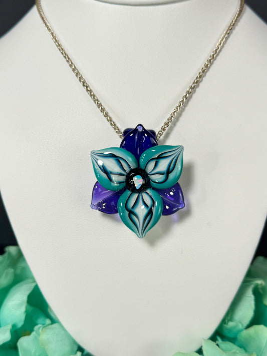 Aqua Trillium pendant